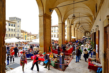 Monthly Antique Market at Piazza Grande, Arezzo, Tuscany, Italy, Europe