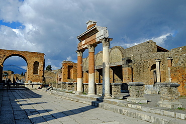 The Macellum and Honorary Arch at the Forum, Pompeii, UNESCO World Heritage Site, the ancient Roman town near Naples, Campania, Italy, Europe