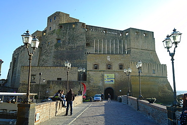 Castel dell'Ovo (Egg Castle), Naples, Campania, Italy, Europe