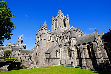 Christ Church Cathedral and the Synod Hall, the building that houses Dublinia, Dublin, Republic of Ireland, Europe