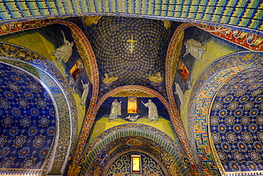 Mausoleum of Galla Placidia, UNESCO World Heritage Site, Ravenna, Emilia-Romagna, Italy, Europe