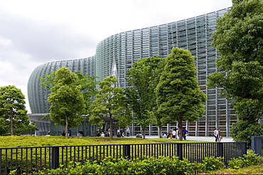 National Art Center, designed by architect Kisho Kurokawa, housing 20th century paintings and modern art, Roppongi, Tokyo, Japan