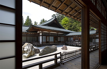 Dry landscape garden (Banryutei) at Buddhist Shingon sect Kongobuji Temple on Mount Koya, Wakayama, Japan, Asia