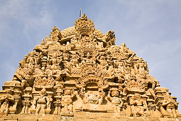 Ornate sculpture on the Gopuram of the Brihadeeswarar Temple (Big Temple), UNESCO World Heritage Site, in Thanjavur (Tanjore), Tamil Nadu, India, Asia