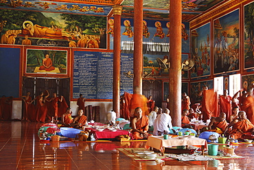 Ornately painted dining hall at Udon Monastery (Vipassana Dhura Buddhist Centre) at Phnom Udon, Udong, Cambodia, Indochina, Southeast Asia, Asia