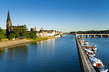 St. Maartenskerk (St. Martin Church) and St. Servatius Bridge wharf on the River Maas, Maastricht, Limburg, The Netherlands, Europe