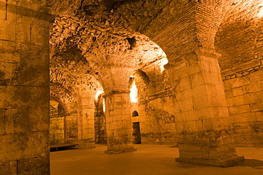 Basement halls, Diocletian's Palace, UNESCO World Heritage Site, Split, region of Dalmatia, Croatia, Europe