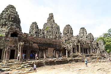 Tourists at Bayon Temple, UNESCO World Heritage Site, Angkor, Siem Reap, Cambodia, Indochina, Southeast Asia, Asia