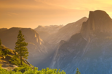 Half Dome from Glacier Point, Yosemite National Park, UNESCO World Heritage Site, California, United States of America, North America