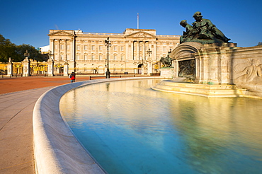 Buckingham Palace, London, England, United Kingdom, Europe