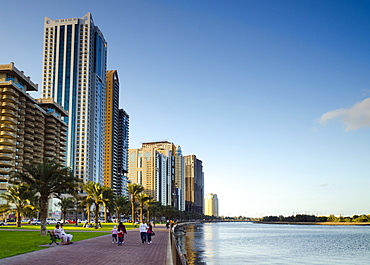 Buheirah Corniche beside Khalid Lagoon, Sharjah, United Arab Emirates, Middle East