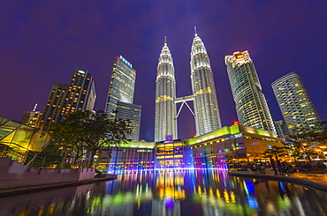 Petronas Towers, Kuala Lumpur, Malaysia, Southeast Asia, Asia