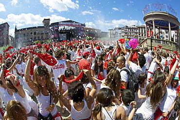 Crowds during the opening ceremony (chupinazo) of the festival of San Fermin (The Running of the Bulls), Pamplona, Navarra, Euskadi, Spain, Europe