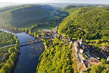 Aerial view of Castelnaud castle (Chateau Castelnaud) and the Dordogne river and surrounding countryside near Sarlat in the Dordogne-Perigord region, France, Europe