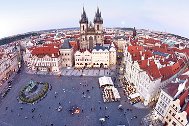 Staromestske namesti (Old Town Square) and the Church of Our Lady before Tyn, Prague, Czech Republic, Europe