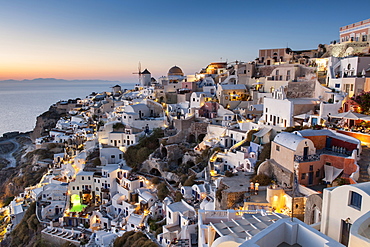 Houses of the village of Oia on the Greek island of Santorini, Cyclades, Greek Islands, Greece, Europe