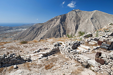 The ruins of Ancient Thira on the summit of Messavouno mountain on the Greek island of Santorini, Cyclades, Greek Islands, Greece, Europe