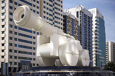 Cannon monument on Rashid Bin Saeed Al Maktoum Street in Abu Dhabi, the UAE.