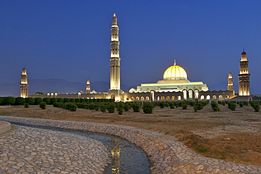 Dusk view of the Sultan Qaboos Grand Mosque in Muscat, the capital of Oman.