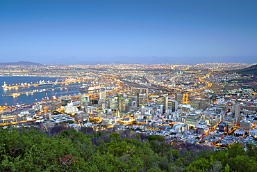 Dusk view of the city of Cape Town from the summit of Signal Hill.