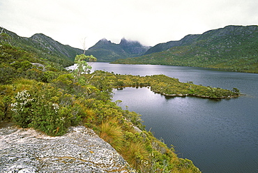 Dove Lake below 1545m Cradle Mountain in the World Heritage Cradle Mountain-Lake St. Clair National Park, Tasmania, Australia, Pacific