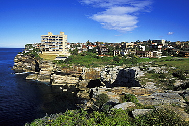 The Diamond Bay Reserve section of the Dover Heights to Vaucluse Cliff Walk, a very popular 3km coastal hike north of Bondi, Dover Heights, Eastern Suburbs, Sydney, New South Wales, Australia, Pacific