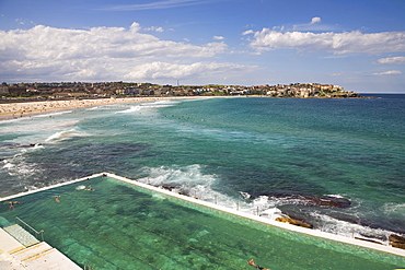 View over the pool at the Bondi Icebergs and Bondi Beach in the Eastern Suburbs towards North Bondi, Bondi, Sydney, New South Wales, Australia, Pacific