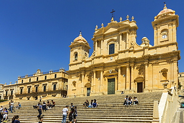 The 17th century Cathedral, collapsed in 1996 and rebuilt, at Noto, famed for Baroque architecture, UNESCO World Heritage Site, Noto, Sicily, Italy, Mediterranean, Europe