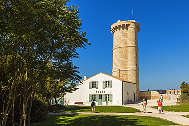 The old Phare des Baleines (Lighthouse of the Whales) dating from 1682 and museum, west tip of the island, Ile de Re, Charente-Maritime, France, Europe