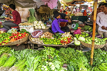 Vegetable stall at the busy colourful Phsar Chas Old Market near the riverfront, Phsar Chas, city centre, Phnom Penh, Cambodia, Indochina, Southeast Asia, Asia