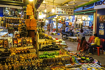 Stalls of tourist souvenirs in the Art Center Night Market in the centre of this important NW tourist town, Siem Reap, Cambodia, Indochina, Southeast Asia, Asia