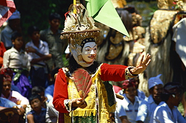 Ceremonial dancer at Sakenan Temple on Pemendakan Day, climax of the temple anniversary, Badung district, Serangan Island, Bali, Indonesia, Southeast Asia, Asia