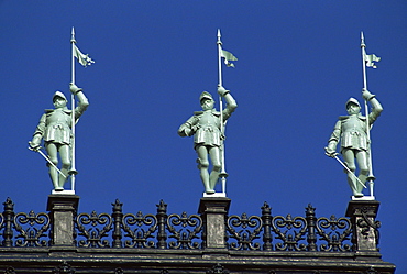 Statues of soldiers on the roof of the Hotel de Ville, Paris, France, Europe