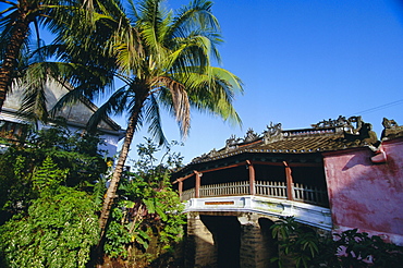 The Japanese covered bridge, first built in 1593, Hoi An, Vietnam, Indochina, Southeast Asia, Asia