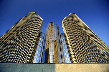 The Westin Hotel, with 73 storeys, America's tallest hotel, the Renaissance Centre a downtown office and retail complex, Detroit, Michigan, United States of America, North America