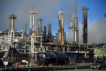 Oil refinery at Laurel, near Billings, Montana, United States of America, North America