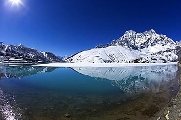 Holy lake of Dudh Pokhari with Pharilapche behind, Gokyo, Solukhumbu District, Sagarmatha National Park, UNESCO World Heritage Site, Nepal, Himalayas, Asia 