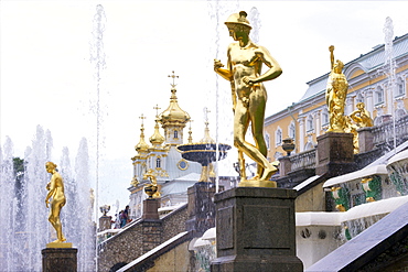 Golden statue of Hermes (Mercury), Grand Cascade, Peterhof (Petrodvorets), St. Petersburg, Russia, Europe 