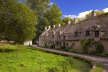 Arlington Row, Bibury, Cotswolds, Gloucestershire, England, United Kingdom, Europe