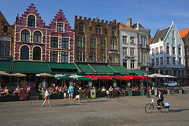 Tourists and visitors enjoying pavement cafes, Markt Square, Bruges, West Flanders, Belgium, Europe