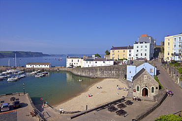 The old historic harbour in evening summer sunshine, Tenby, Pembrokeshire National Park, West Wales, Wales, United Kingdom, Europe