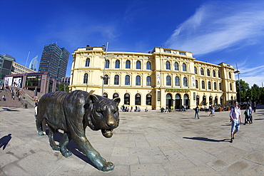 Bronze tiger in summer sunshine, Christian Frederiks Plass, Oslo city centre, Norway, Scandinavia, Europe