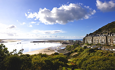 Barmouth and the Mawddach Estuary, Snowdonia, Gwynedd, North Wales, Cymru, United Kingdom, Europe