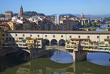 Ponte Vecchio and the River Arno, Florence, UNESCO World Heritage Site, Tuscany, Italy, Europe