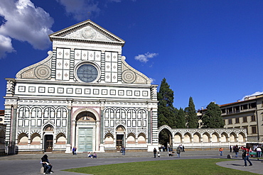 Exterior facade of the Basilica of Santa Maria Novella, Florence, UNESCO World Heritage Site, Tuscany, Italy, Europe