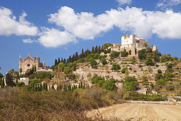 Hilltop town of Arta in the northeast of the island, Majorca, Balearic Islands, Spain, Mediterranean, Europe