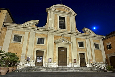 Church San Francesco a Ripa, by night, facade by Mattia De Rossi, 1681 - 85, Trastevere, Rome, Latium, Italy, Europe