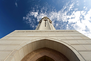 Looking up a minaret, Sultan Quaboos Grand Mosque, Capital Area, Oman, Middle East