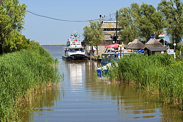 Canal on the Neusiedler See lake, Fertoe, Hungary, Europe