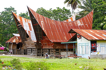 Batak houses, Samosir island, Lake Toba, Batak region, Sumatra, Indonesia, Asia